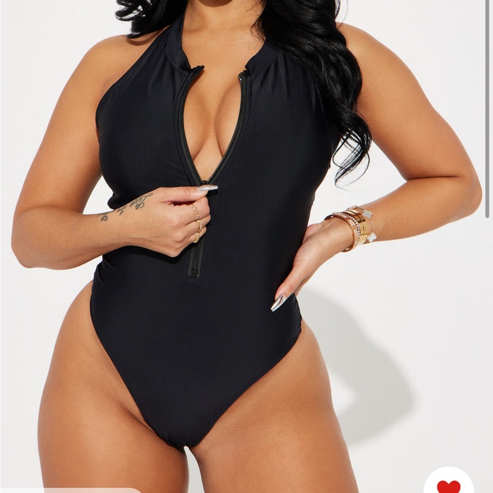 FASHIONNOVA EVELYN ZIP UP 1 PIECE SWIMSUIT